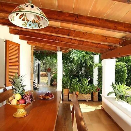 Lovely 3 Bedroom Close To By Renthousing * Pollença