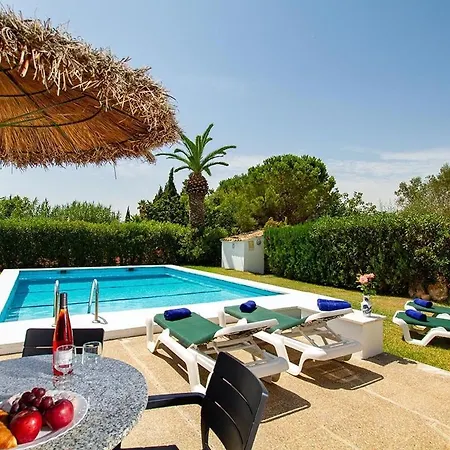 Вілла Paparri Lovely 3 Bedroom Close To By Renthousing *