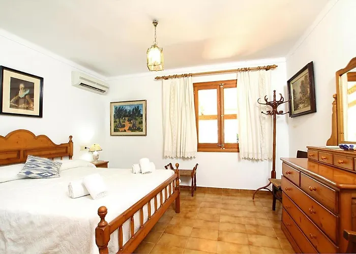 Paparri Lovely 3 Bedroom Close To By Renthousing Villa