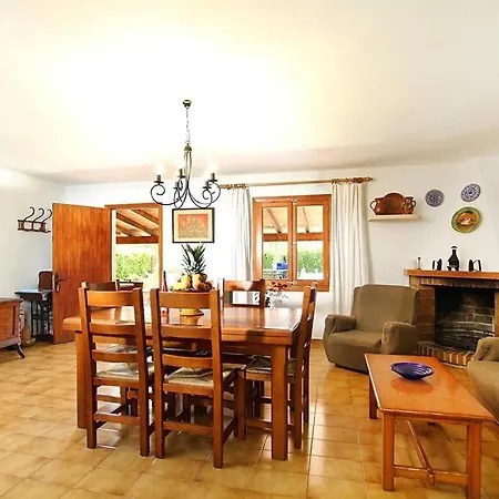 Paparri Lovely 3 Bedroom Close To By Renthousing Pollença