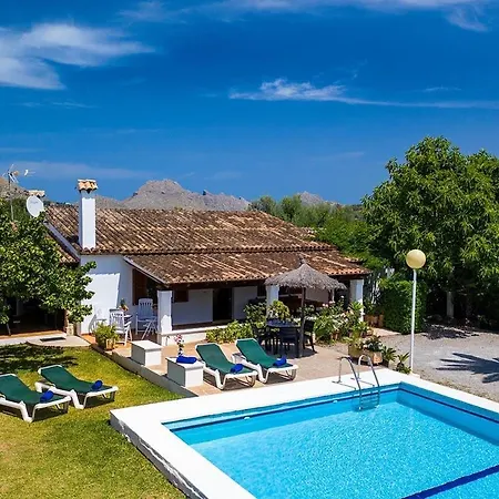 Villa Paparri Lovely 3 Bedroom Close To By Renthousing